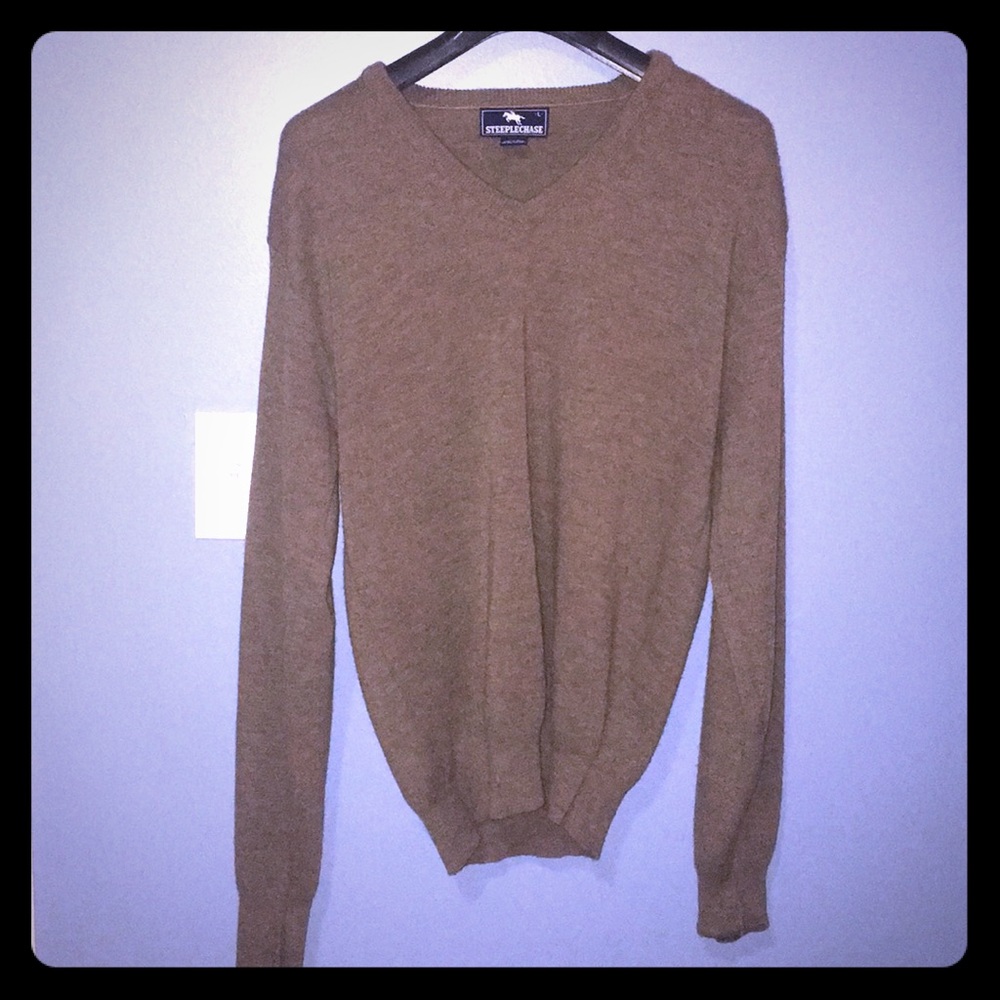 Men’s Vintage SteepleChase V-Neck Sweater